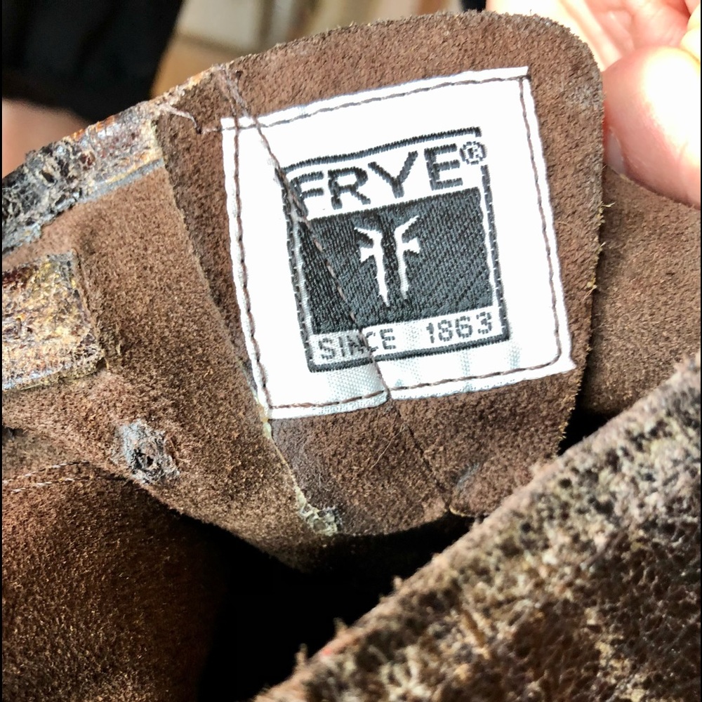 💕Frye Distressed Leather booties 💕 - Picture 12 of 12